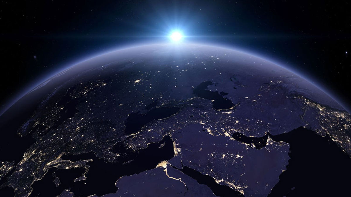 أرامكو تستخدم مدارات وتقنيات جديدة في الفضاء