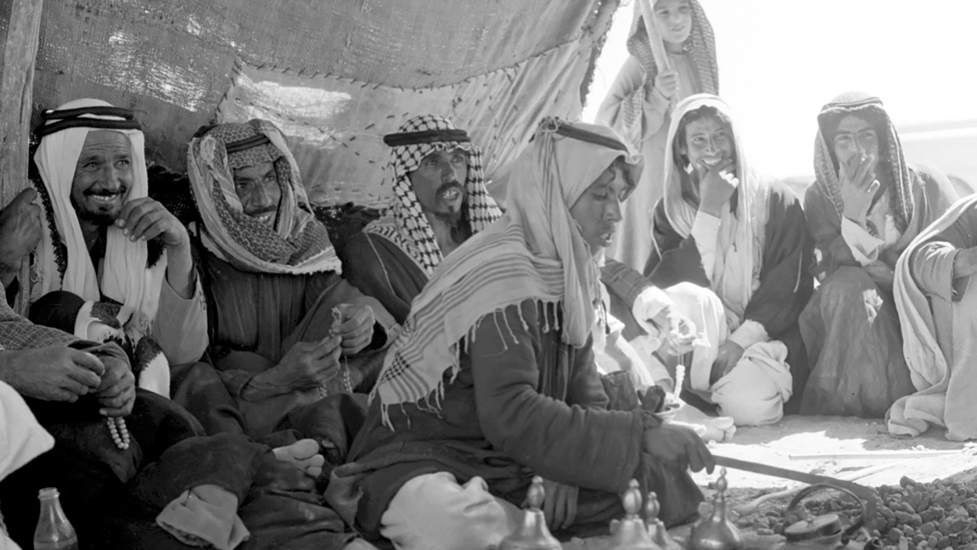 Khamis bin Rimthan belonged to the Ajman tribe, which was deeply connected to the desert.