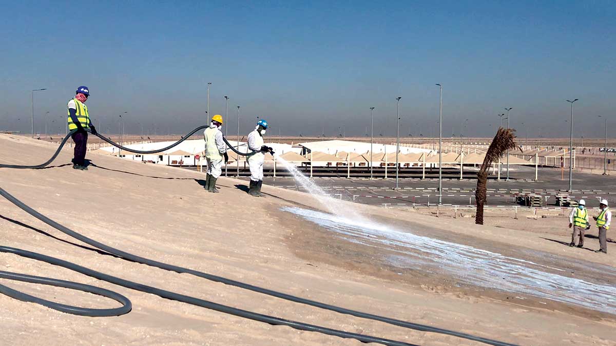 أرامكو السعودية تتطلع للبوليمرات الكيميائية كحلٍّ صديق للبيئة في أعمال الإنشاء