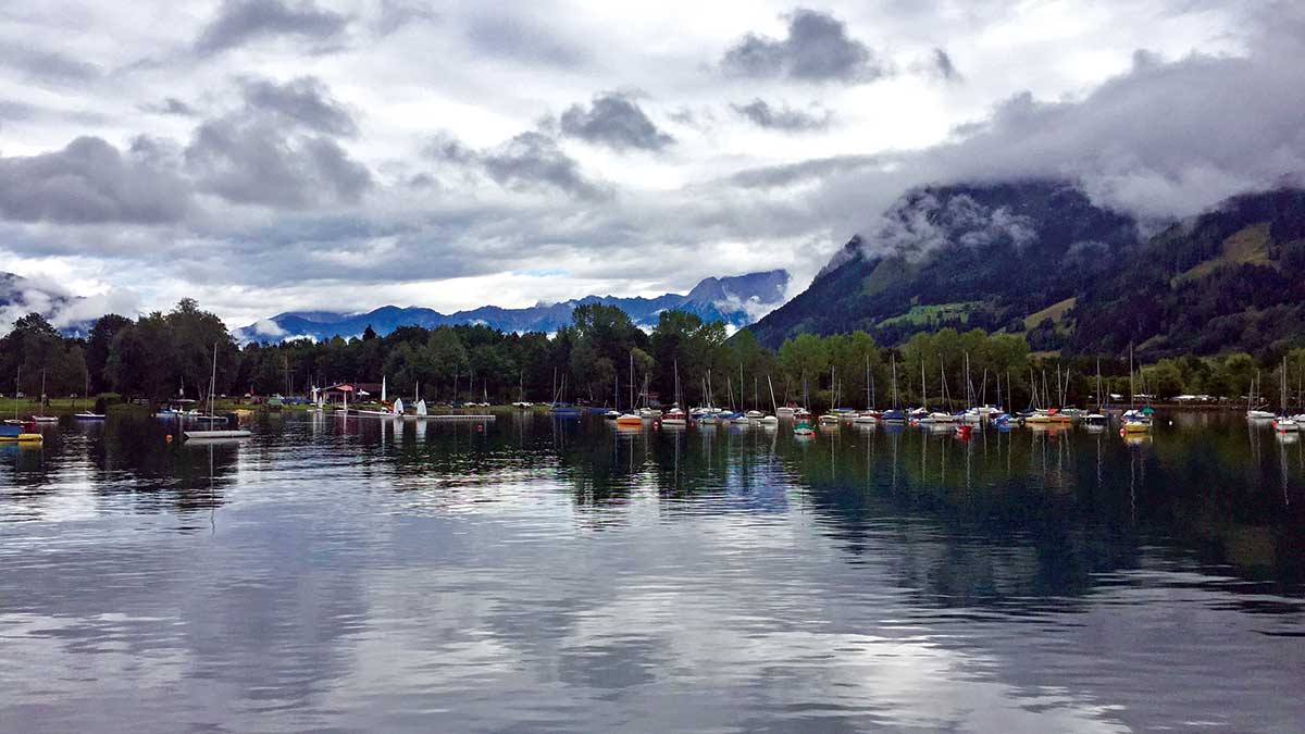 زيلامسي ... متعة الهدوء على بحيرتها