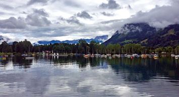 زيلامسي ... متعة الهدوء على بحيرتها