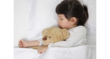 كيف تمهِّدين لانتقال طفلك من المهد إلى السرير؟