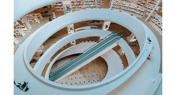 قائمة مكتبة (إثراء) تنتخب فوائد التجارب وعصارة الفكر وفتنة الحب