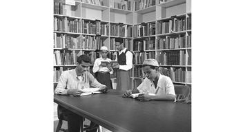في رحاب المكتبة