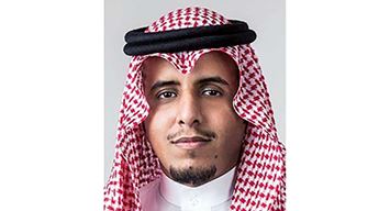 إطلالة: دعوا معارفكم تتخطى مكاتبكم!