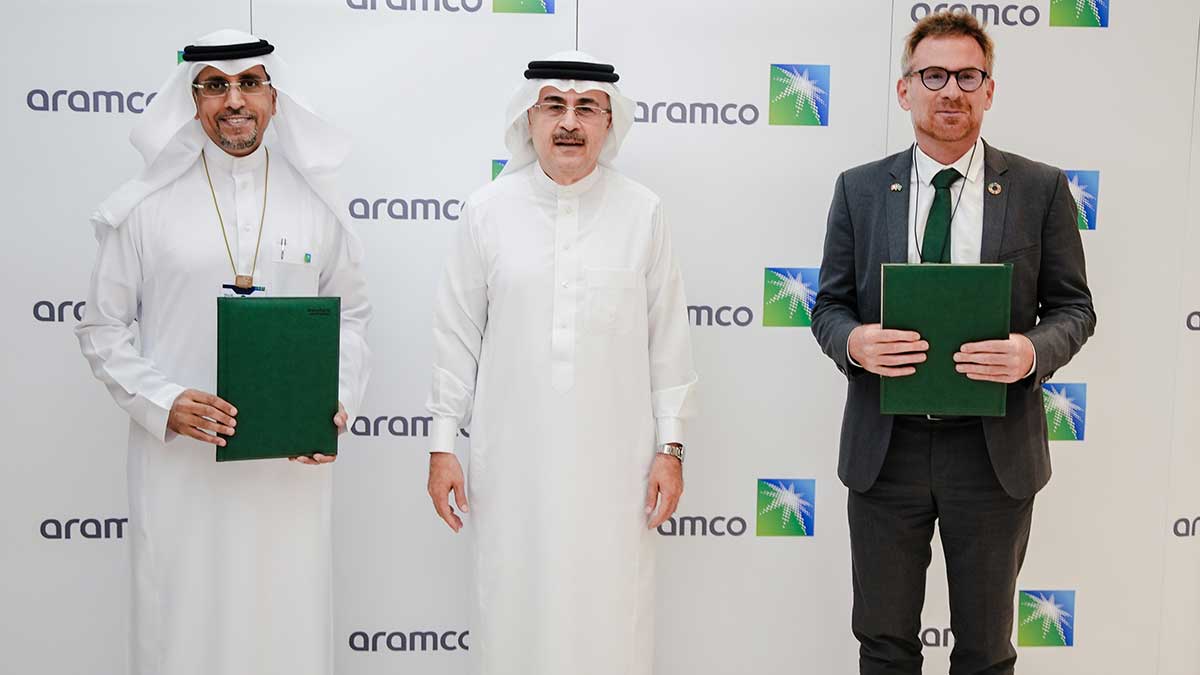 Aramco signs a MOU at future investment initiative Riyadh 2021