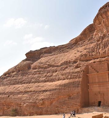 عصورٌ وحضارات تكشفها المعالم التاريخية في العلا