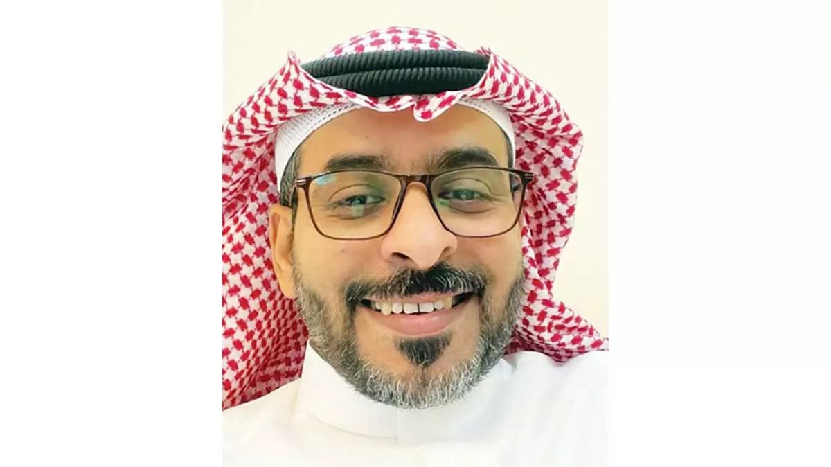 إطلالة: جُلُوس