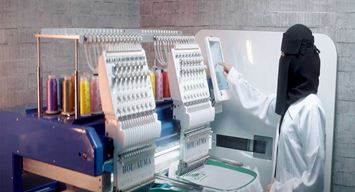 فيديو: بخيوط من أمل، ينسجون بصمة عبر الزمن