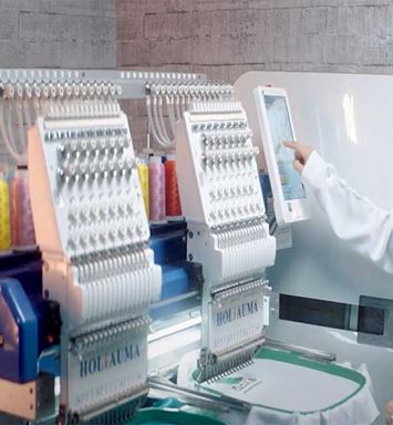 فيديو: بخيوط من أمل، ينسجون بصمة عبر الزمن