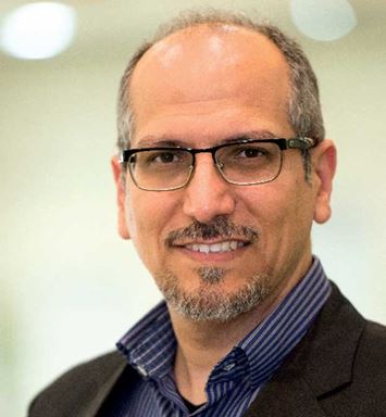 إضاءة: في كل شهر تجربة.. وبنهاية العام جائزة