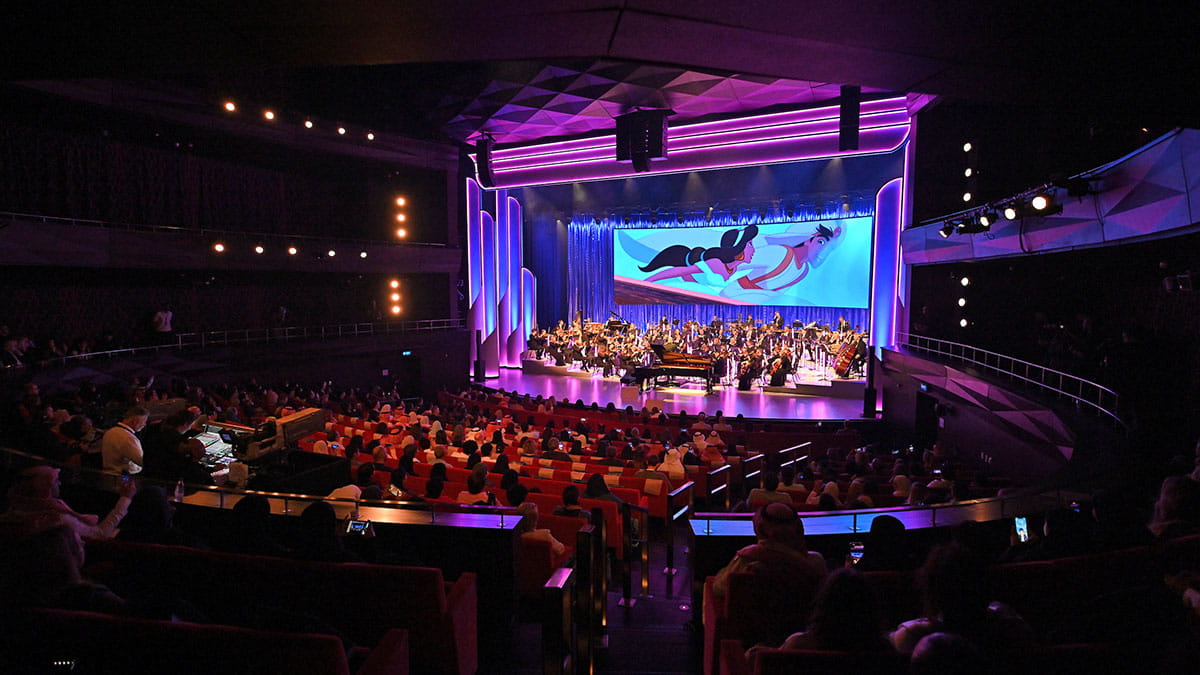 لانغ لانغ يبهر الحضور بعرض ديزني الموسيقي الأول على مسرح إثراء