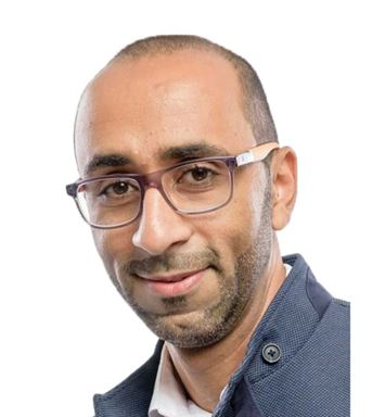 إضاءة: كيف تُسرق منا حياتنا الحقيقية؟