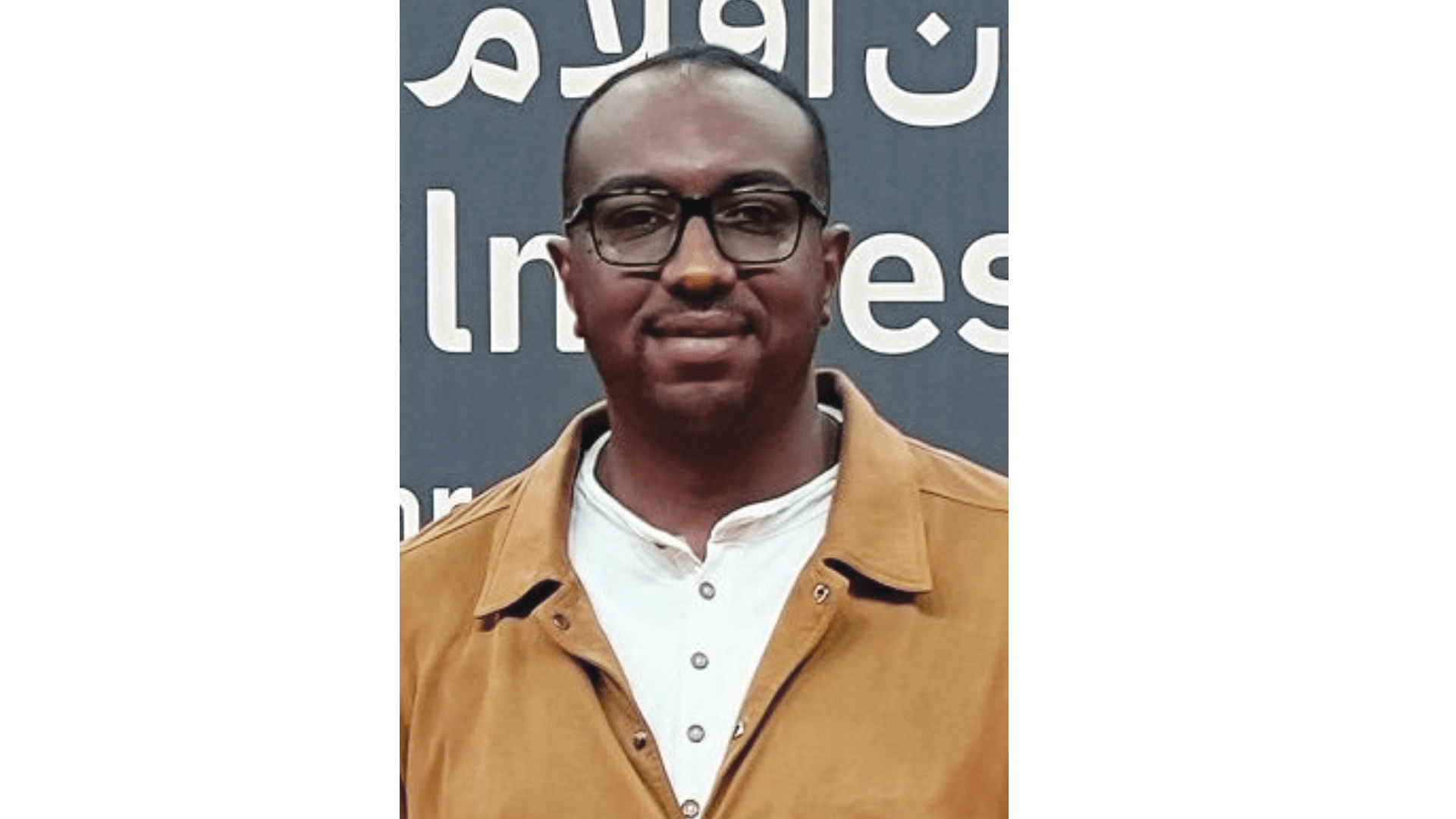 الزمان عدوّ لدود للورود!