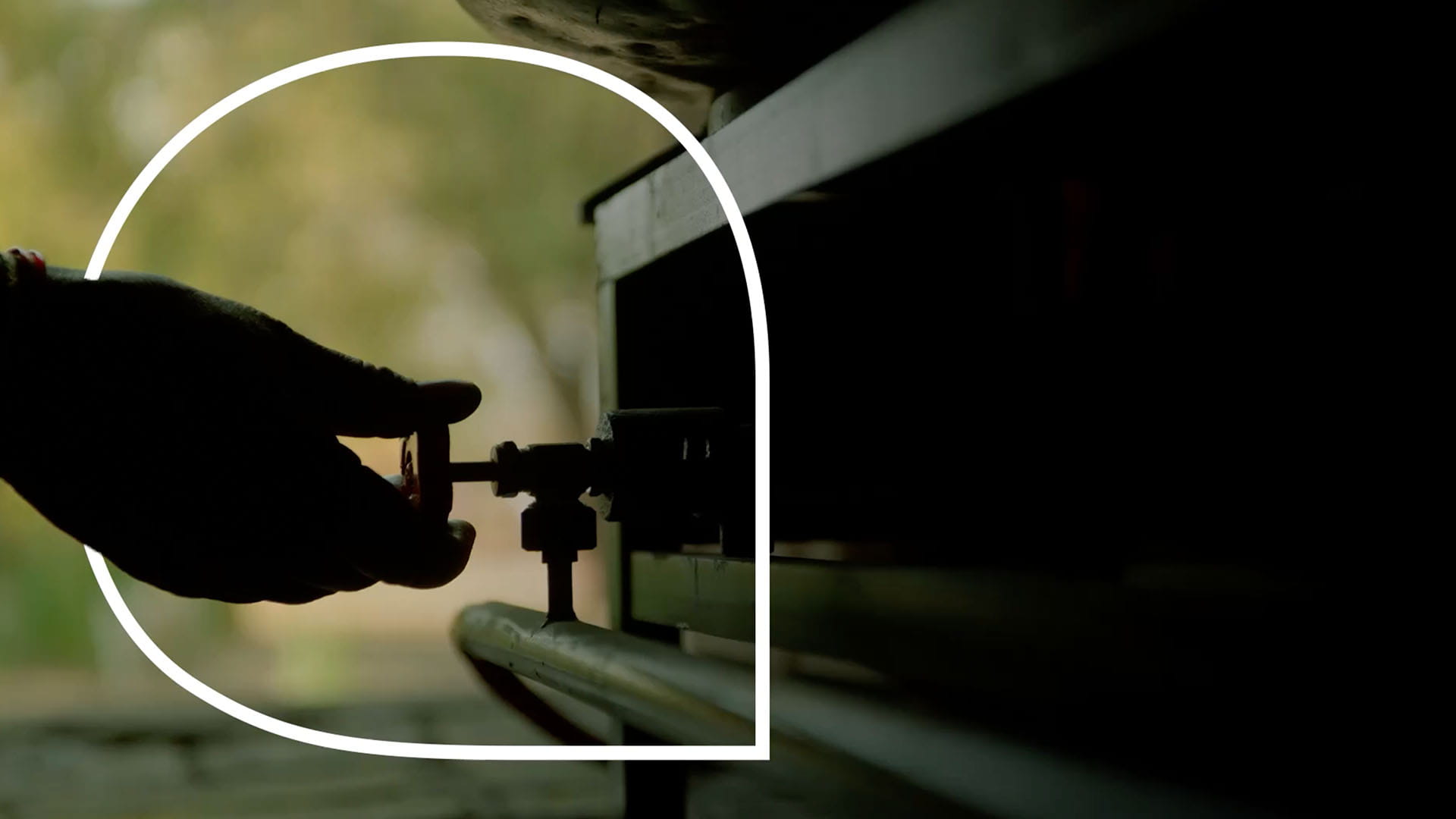 فيديو: برنامج الوصول إلى الطاقة