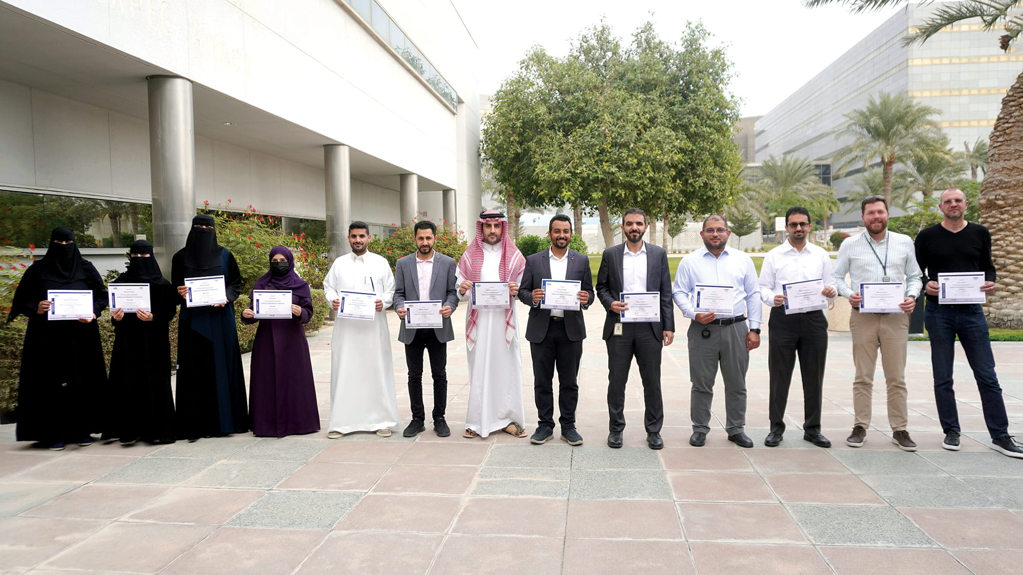 قسم إدارة بيانات التنقيب يحقق إنجازًا بحصوله على شهادات مرموقة في إدارة البيانات