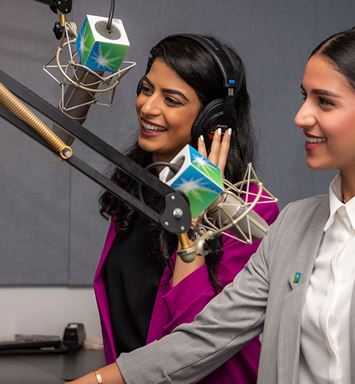 إذاعة أرامكو السعودية تكمل 64 عامًا من البث وتصل إلى مليون مستمع