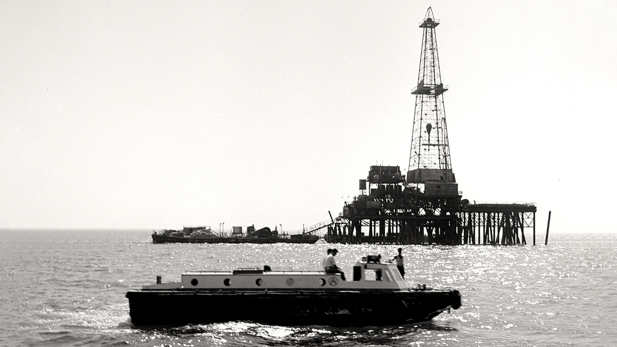 Drilling on the first offshore well