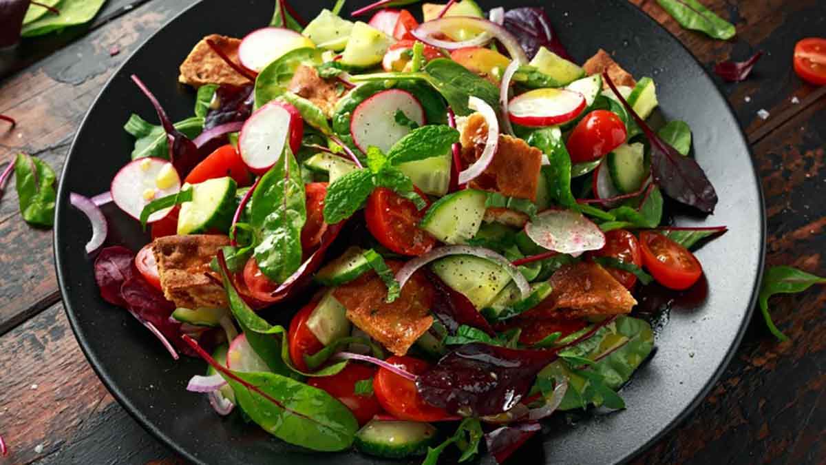 Healthy Recipe: Fattoush Salad