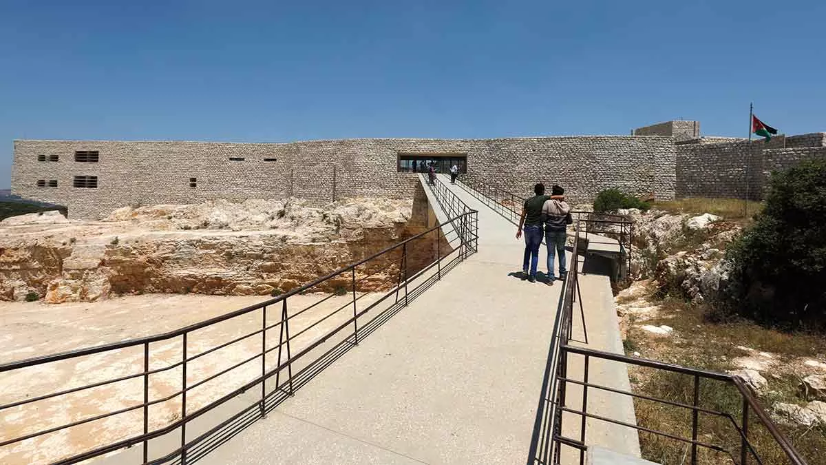 Aramco-World-architect-Khammash-Ajloun-Forest-3 main building exterior