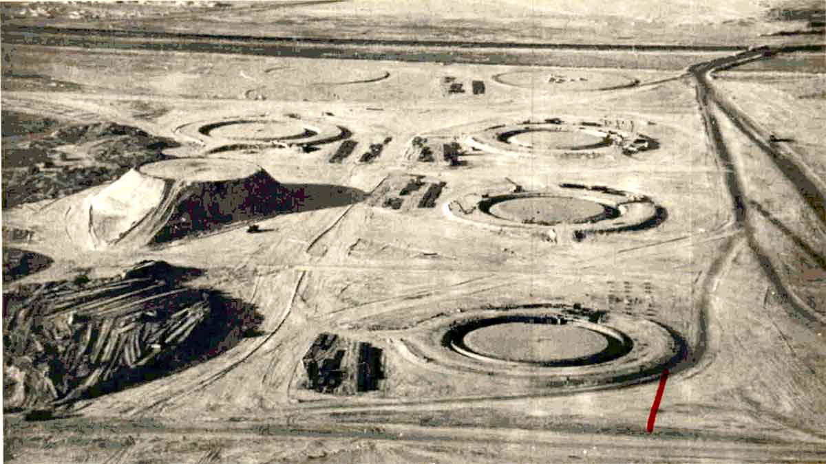 Construction begins at Ju'aymay NGL Center in 1976