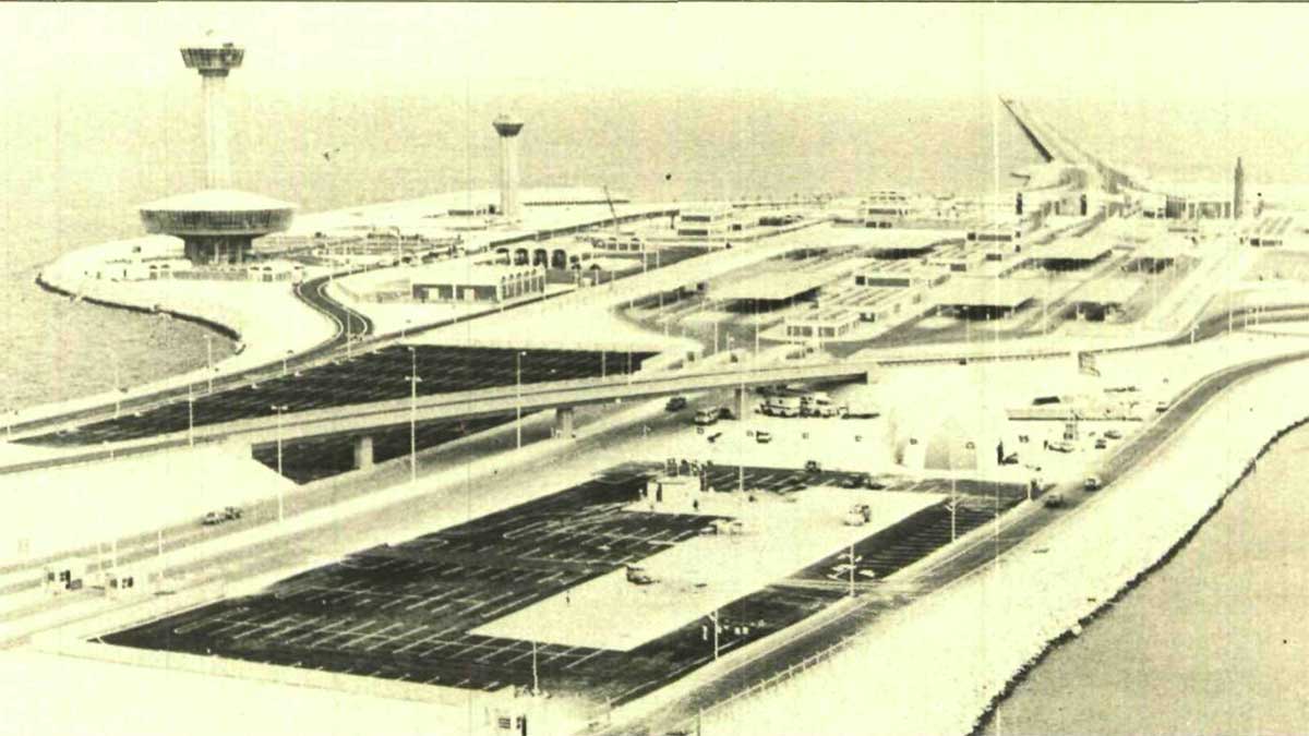 Memory Lane: The first tanker to the West, 25,000 vaccinated, and the King Fahd Causeway opens