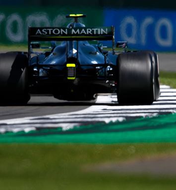 أرامكو السعودية تدخل في شراكة طويلة الأجل مع آستون مارتن كوجنيزانت لسباق الفورمولا 1