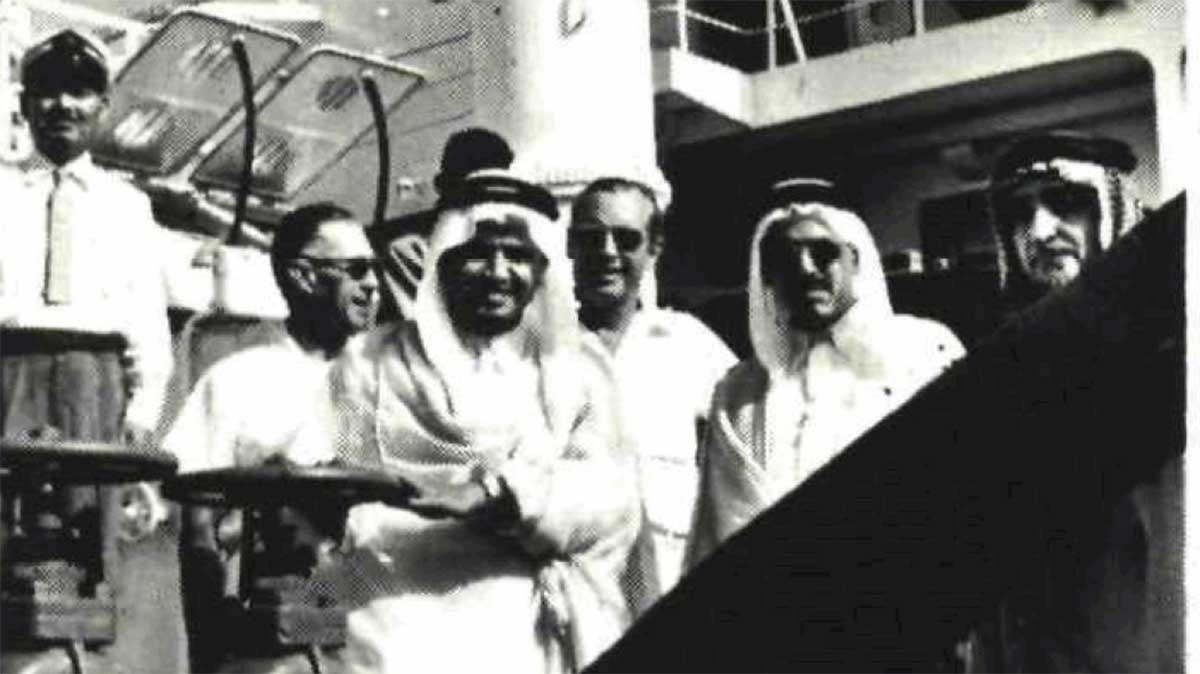 1957 Aramco's first offshore shipment from Safaniyah