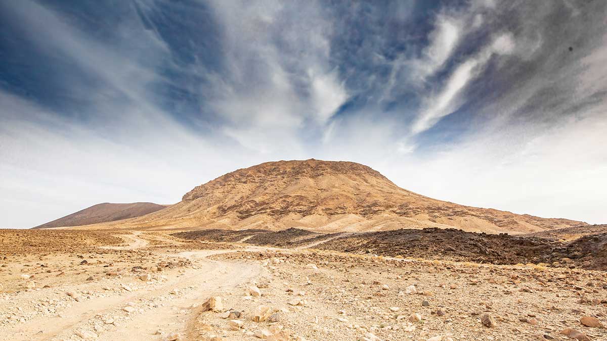 Harrat Khaybar volcanic fields Aramcon travel