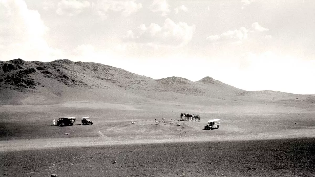 Photographic memory Twichell expedition 1933 Saudi Arabia