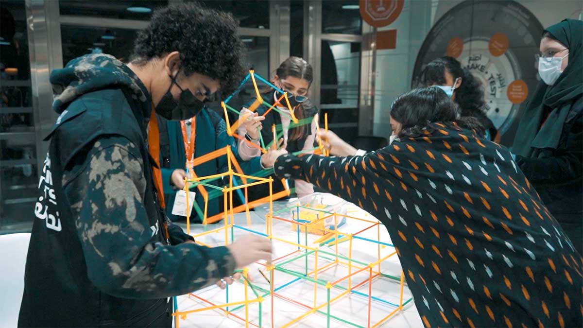 VIDEO: Aramco, Silverstone host F1 in Schools World Finals