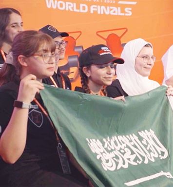 فيديو: تعرف على بعض أبطال بطولة أرامكو فورمولا 1 في المدارس