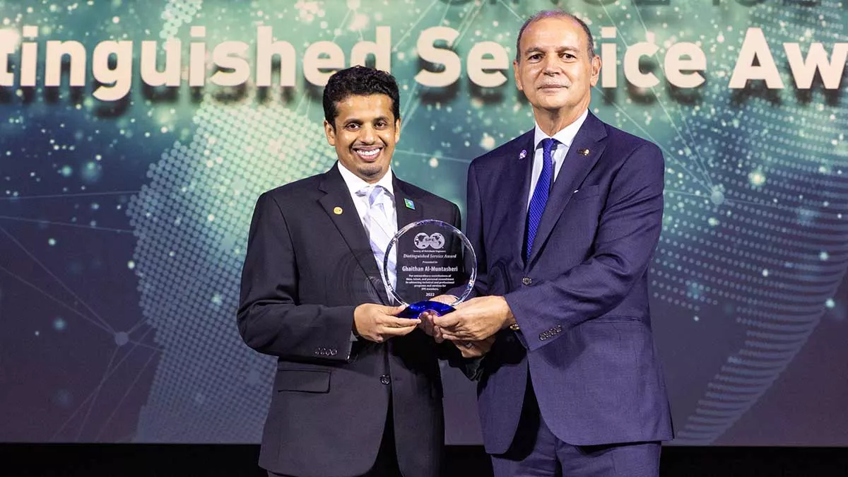 Aramcon Ghaithan A. Al-Muntasheri recognized by SPE