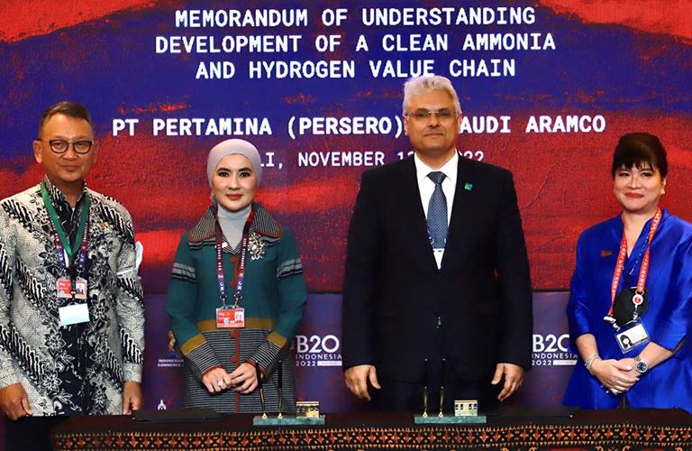أرامكو السعودية و«بيرتامينا» الإندونيسية تدرسان سلسلة قيمة الهيدروجين والأمونيا في قمة الـ 20