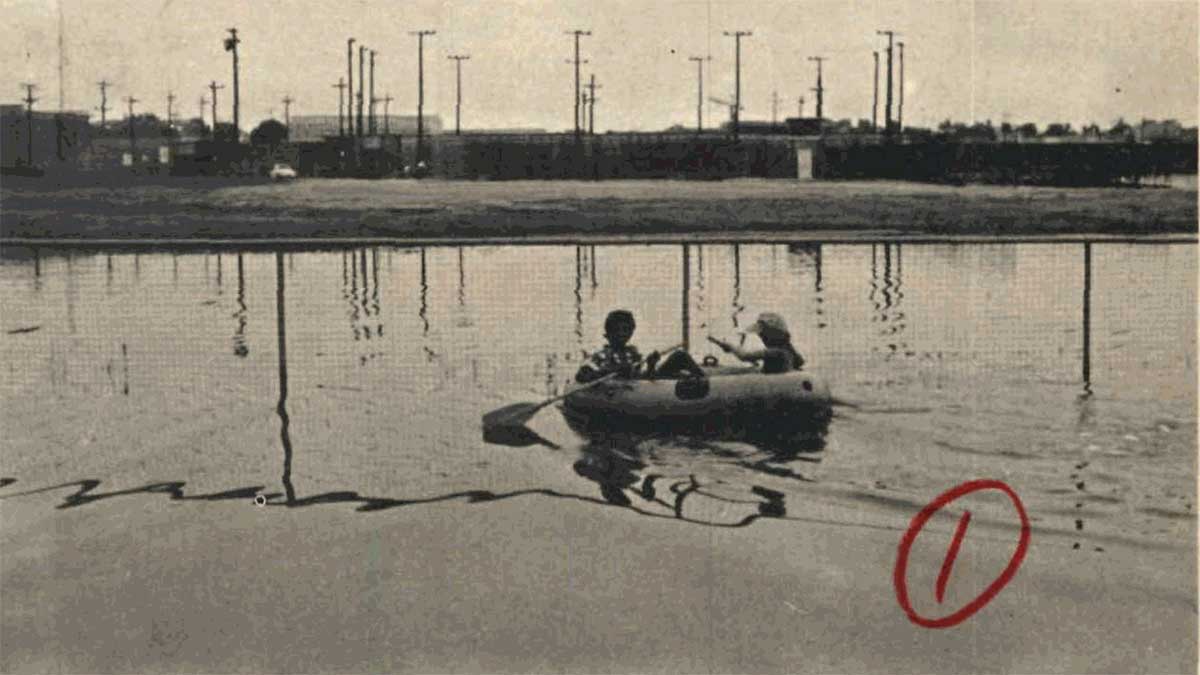 This Day in History (1976): Rowing gently down Third Street
