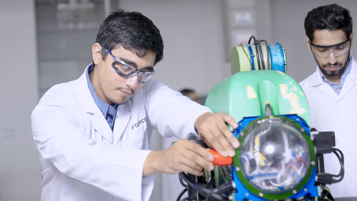 Video Aramco researchers at the Aramco Research Center KAUST (ARC KAUST)