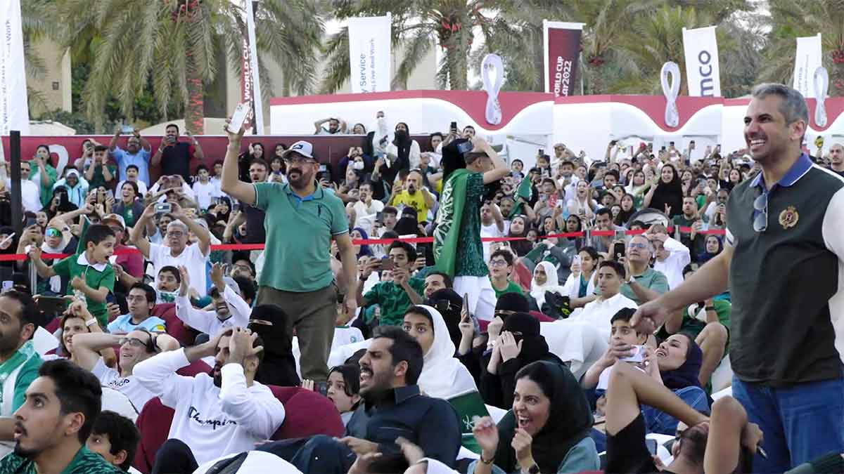 Aramco employees and families VIDEO from King's Park Saudi vs. Poland game Nov. 26, 2022