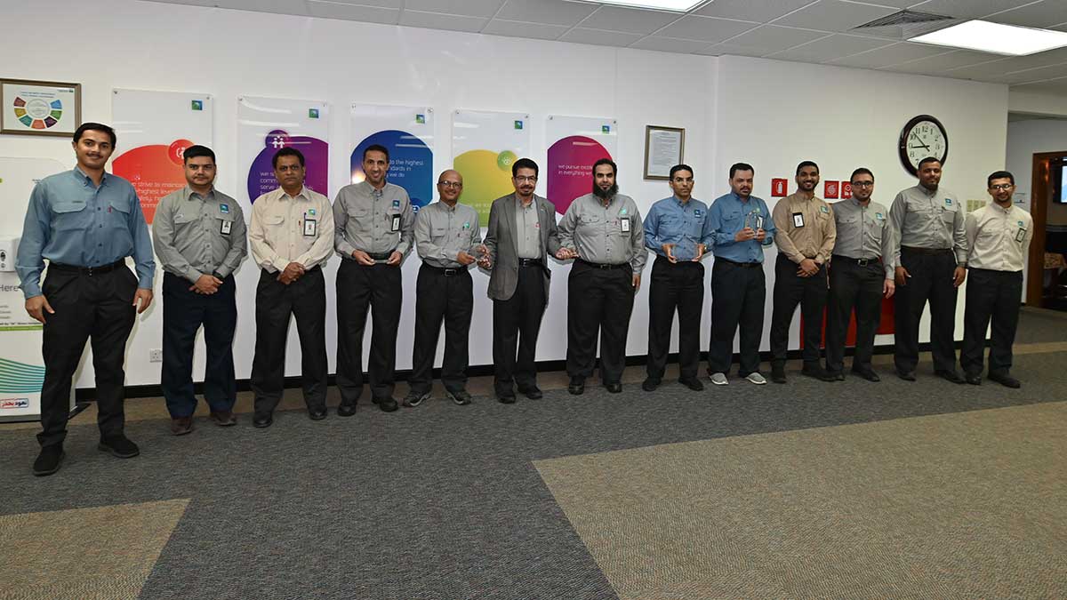 Yanbu refinery safety awards team