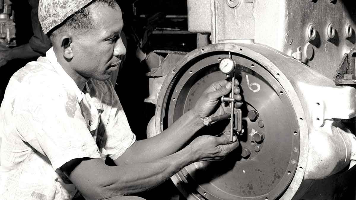 Aramco 1953 engine repair shop