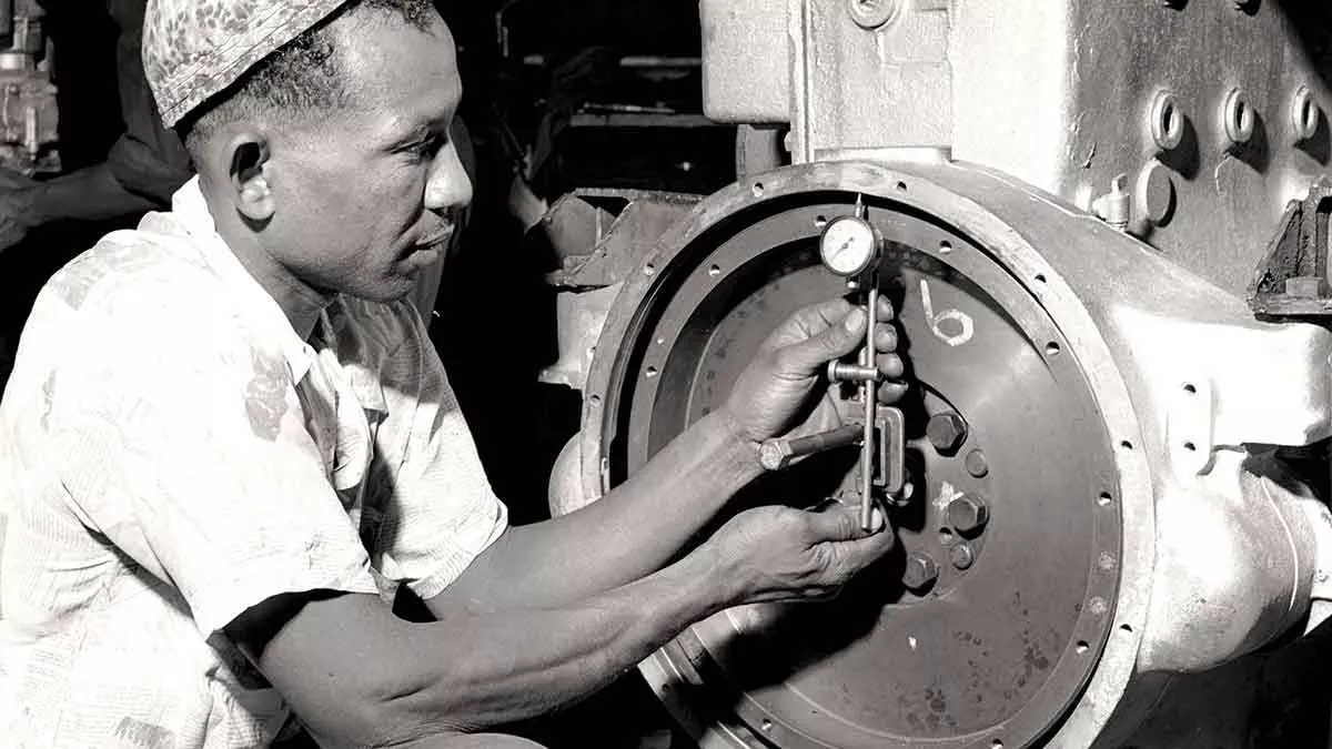 Aramco 1953 engine repair shop