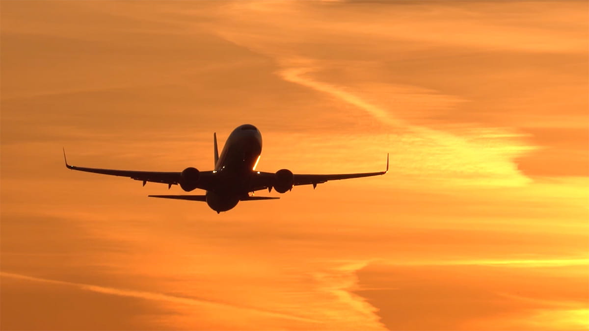 فيديو: شغف محمد الشايع بالطيران يقوده ليصبح طيار في أرامكو السعودية 