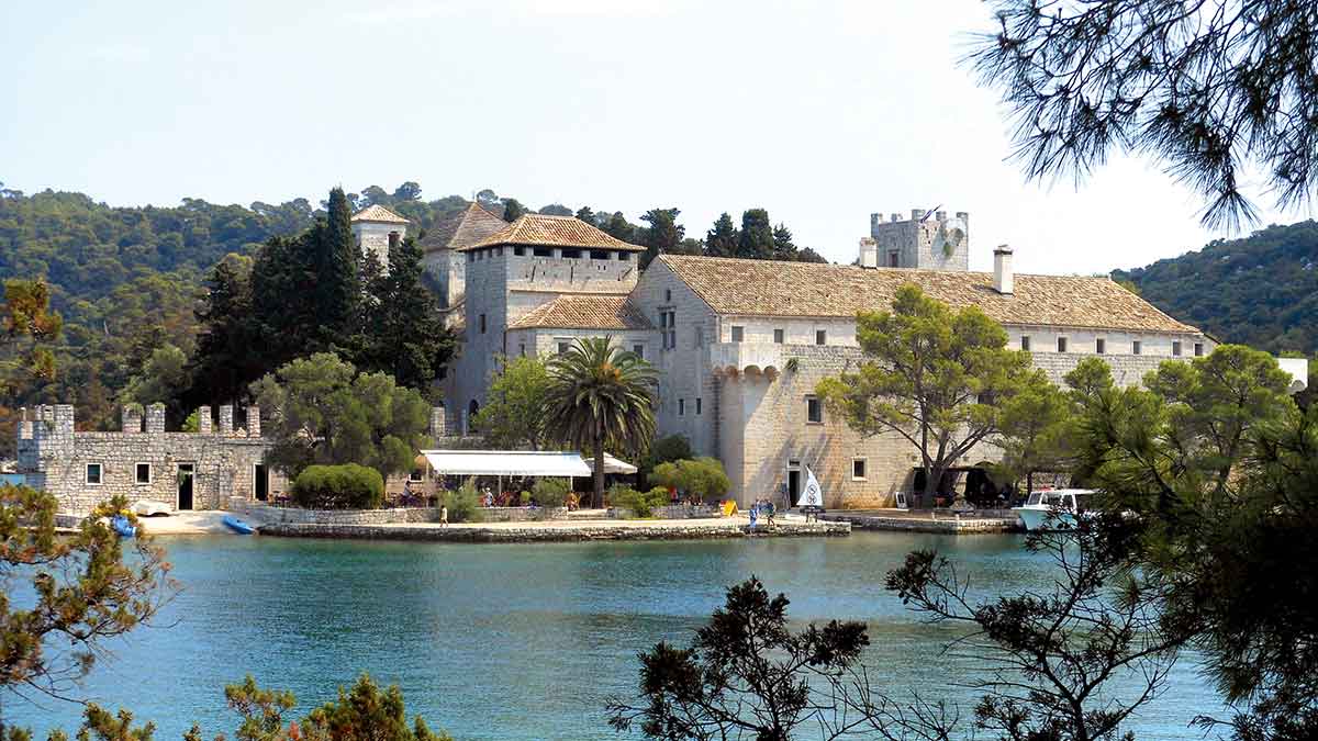 Dubrovnik Aramcon Travel Lokrum Island