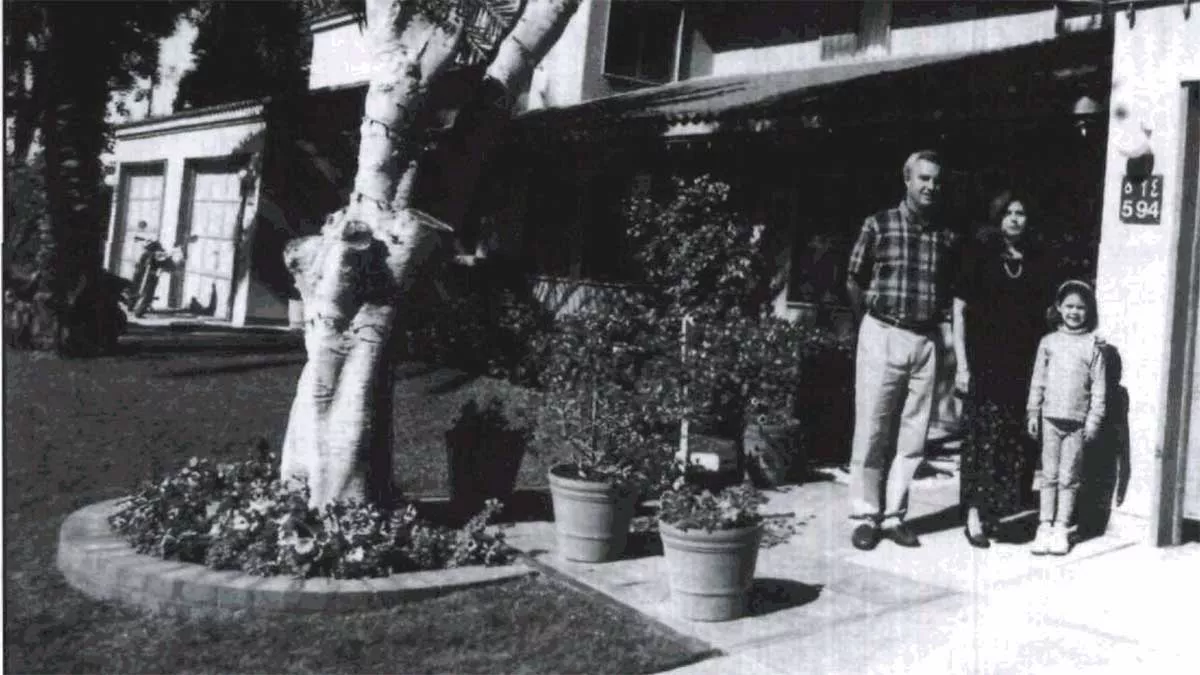 1996 Dhahran Yard of the Month winners