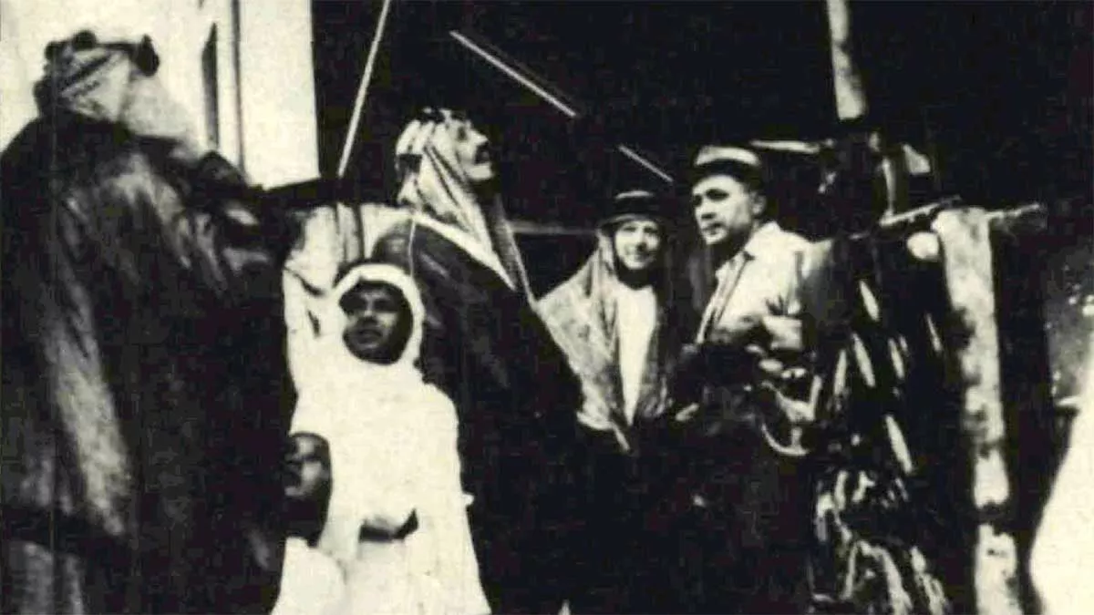 King Abdulaziz visits the Prosperity Well in Dhahran