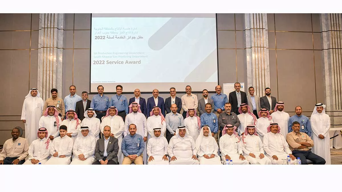 Service Award Southern Area employees recognized for long and distinguished service