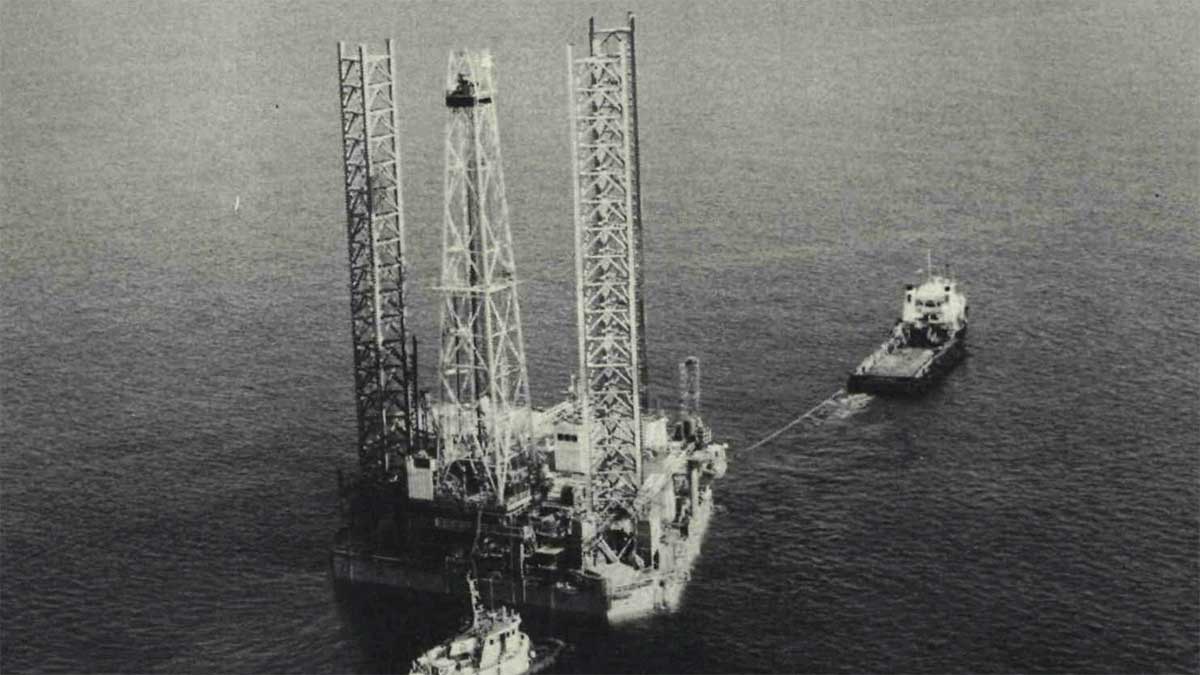 April 1988 Aramco drilling rig
