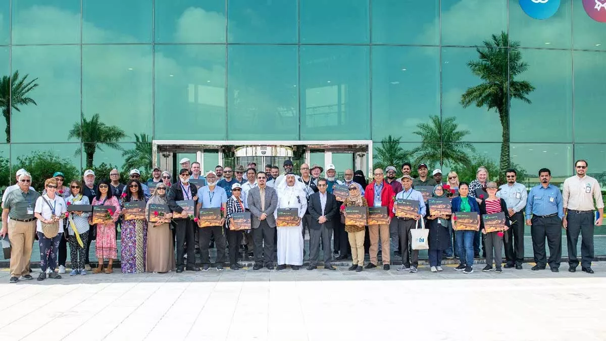 Expat KSA reunion at Kursaniyah Gas Plant visitors pose