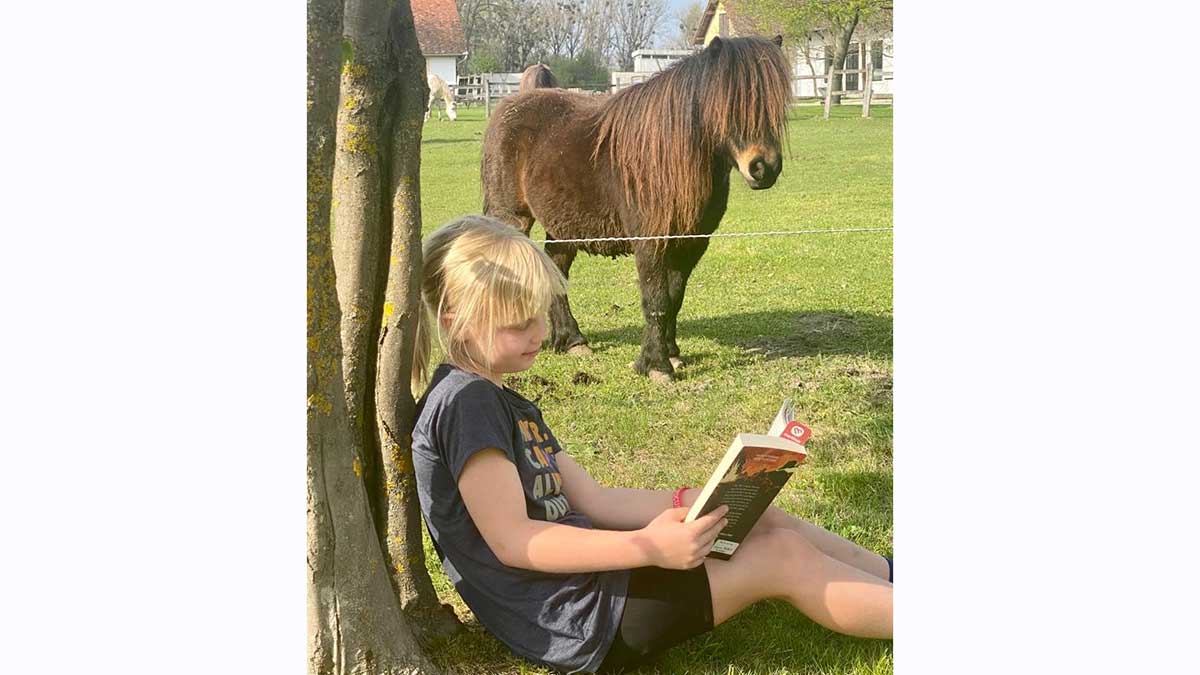Dhahran School Reading contest Elnora McGee 2nd grade