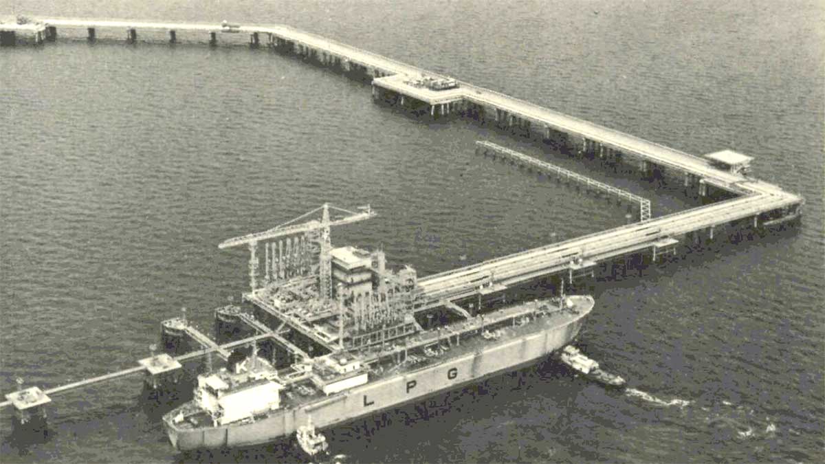 1980 first LPG shipment to Japan from Ju'aymah