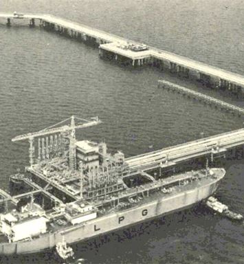 This Day in History (1980): Ju’aymah Product Loaded at New Offshore Platform